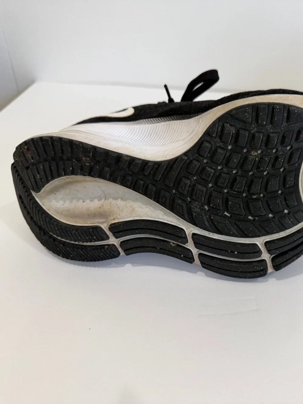 Nike Air Zoom Pegasus Women's Running Shoes - Black/White Size 37